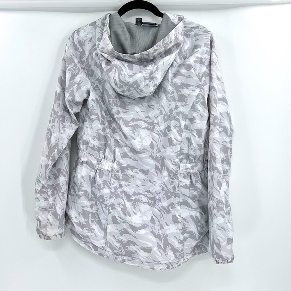 New balance windbreaker jacket Como woman’s size M - Picture 9 of 11